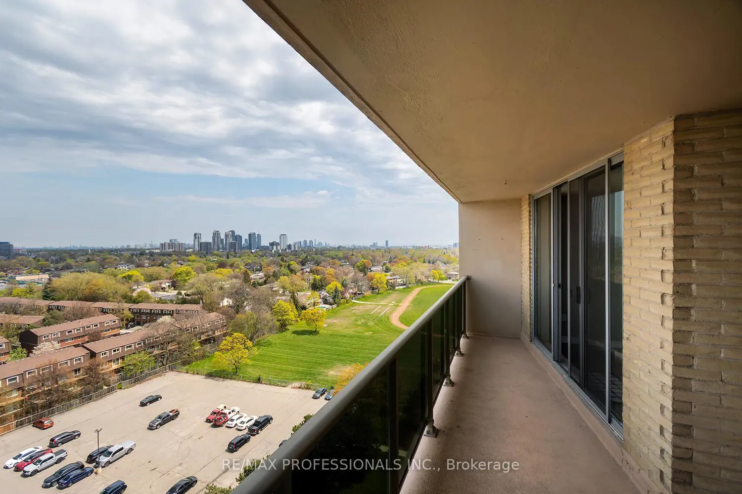 Additional image 7 of 812 Burnhamthorpe Road 1504