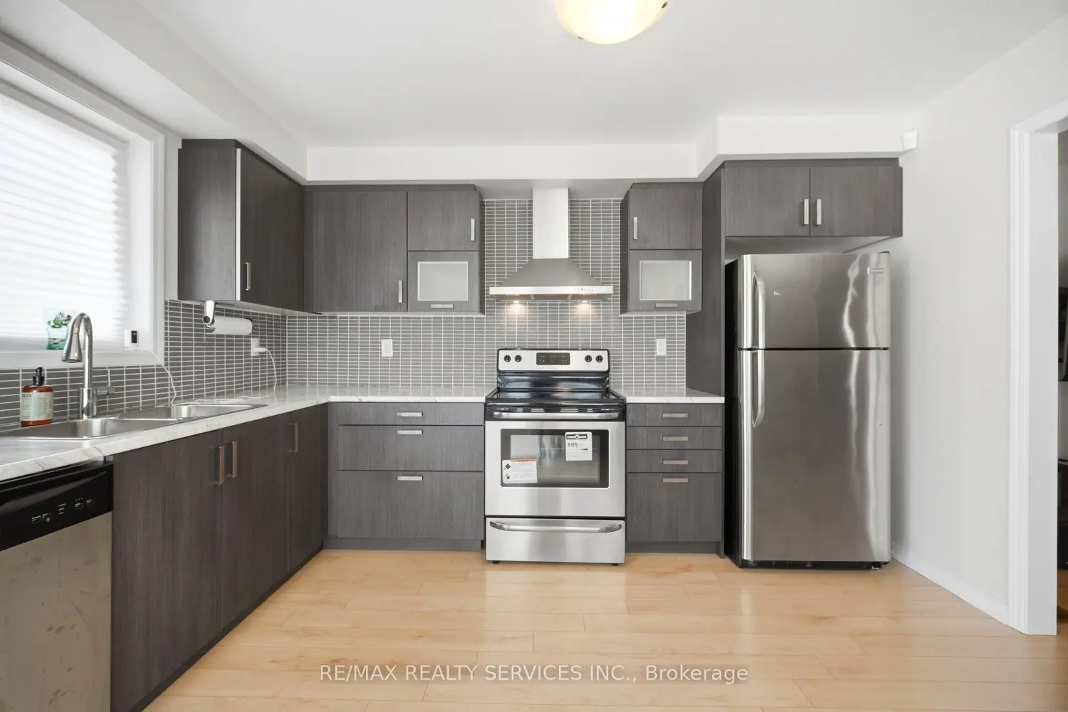 Additional image 5 of 144 Baffin Crescent