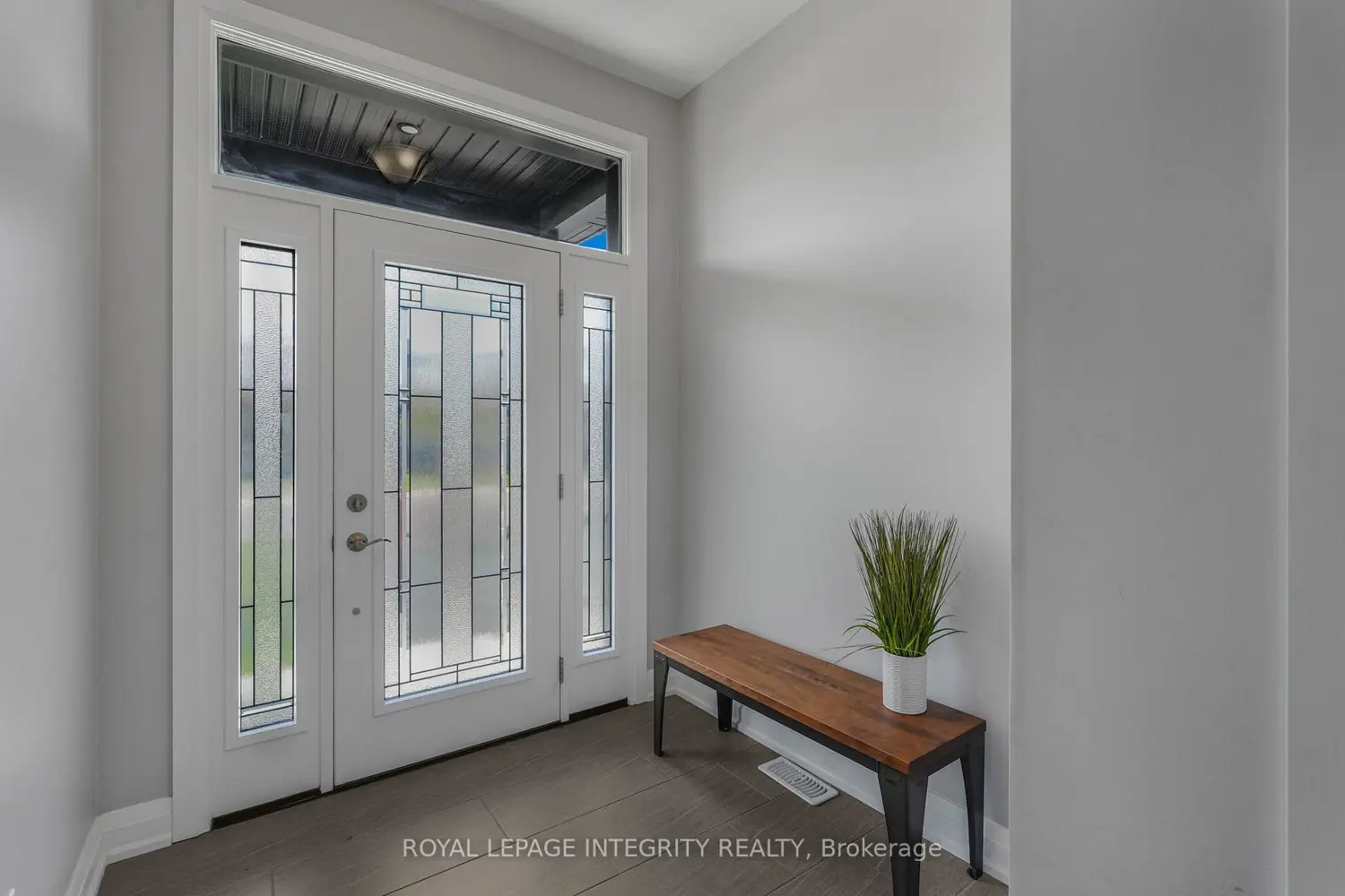 Additional image 2 of 400 Colmar Street