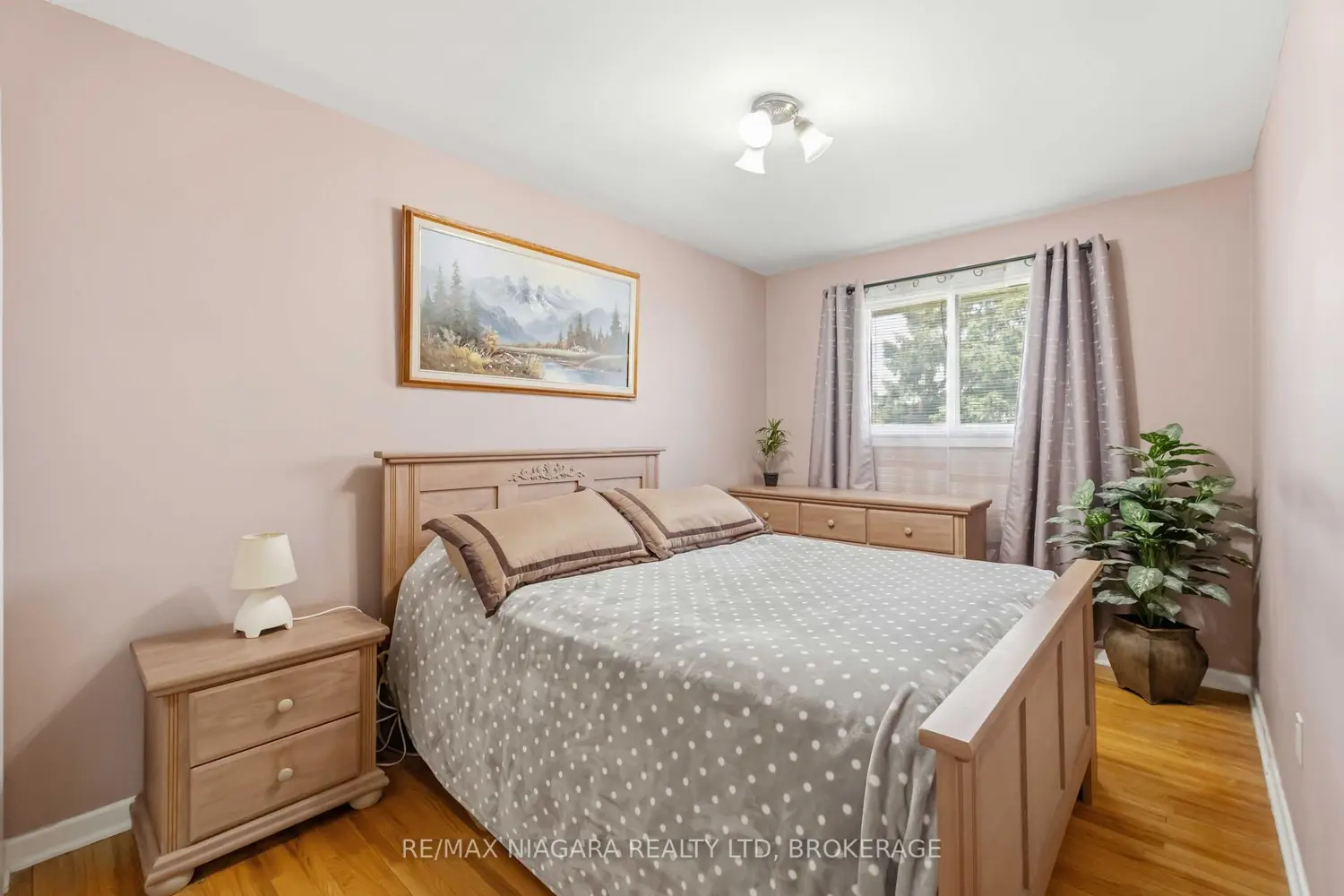 Additional image 7 of 4 Rossie Place