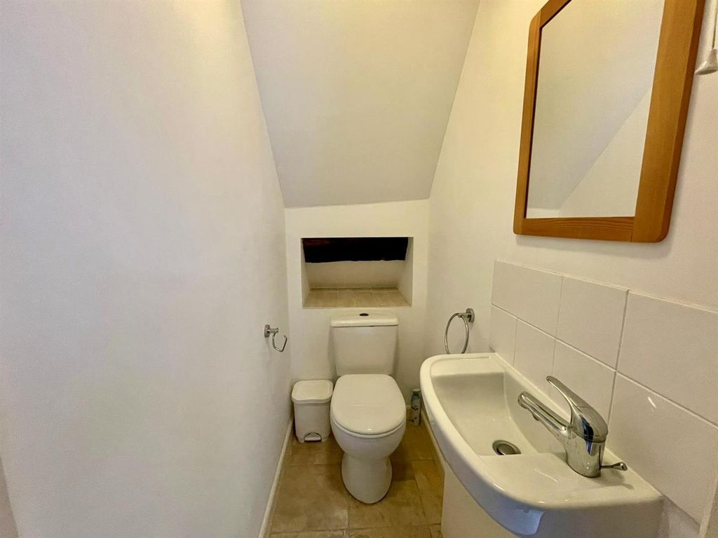 Additional image 12 of 2 bed flat to rentMarket Place, Coleford GL16