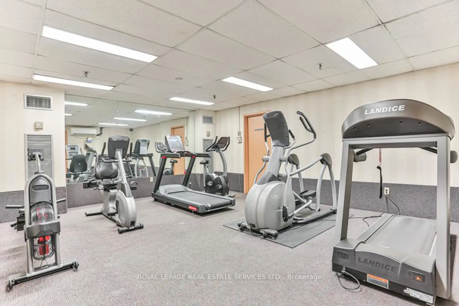 Additional image 14 of 3000 Bathurst Street 706