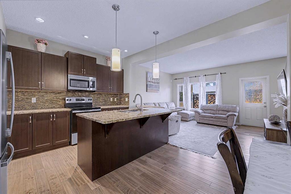 Additional image 4 of 80 Chaparral Valley Crescent SE, Calgary, AB, T2X 0Y2