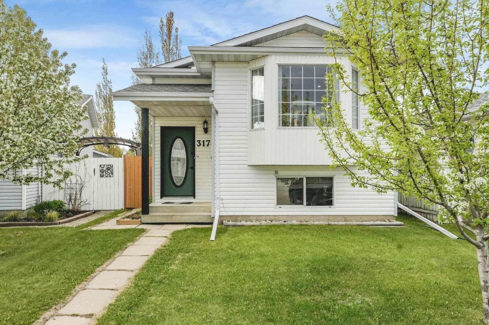Additional image 7 of 317 Kline Crescent NW, Edmonton, AB, T6L6K8