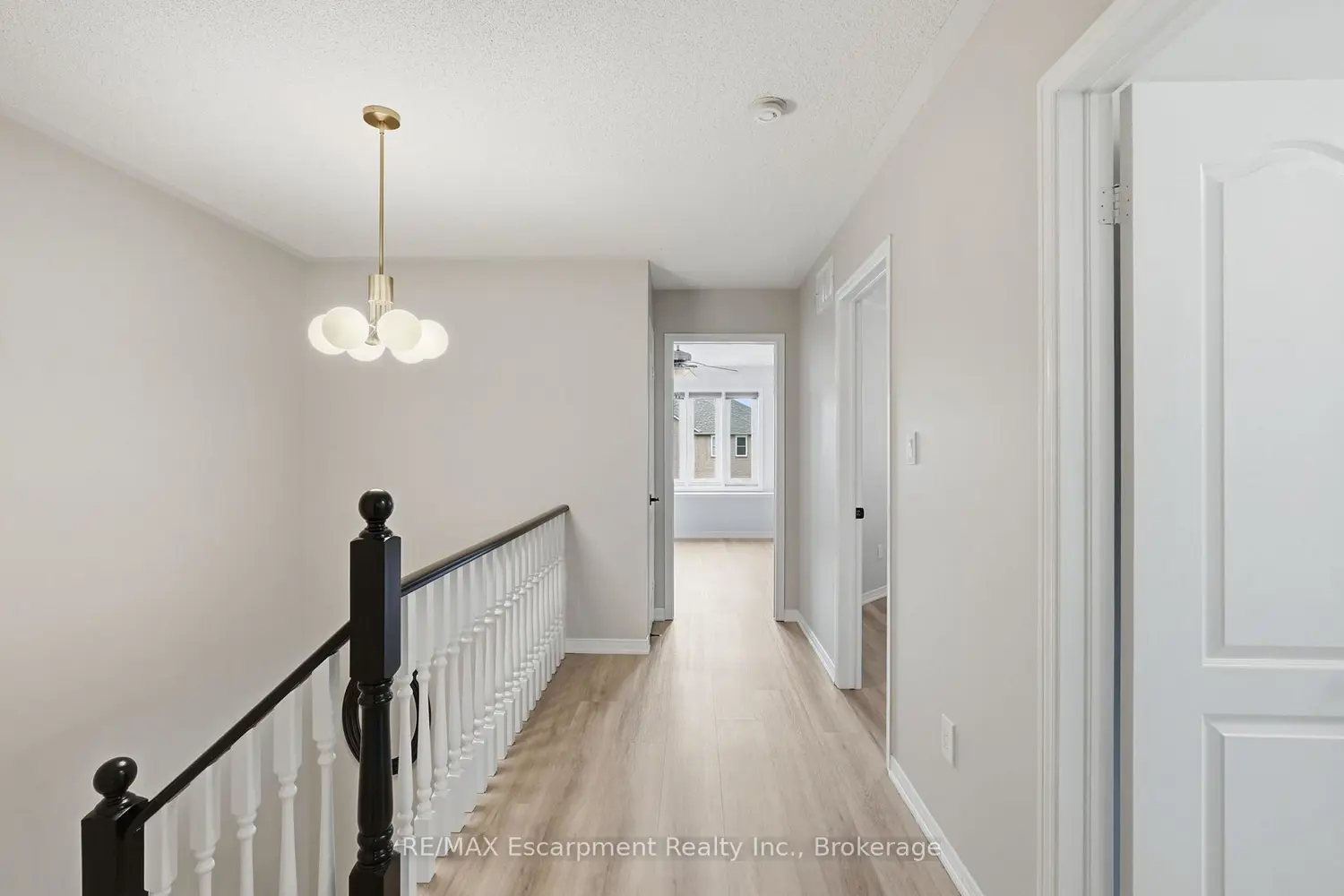 Additional image 16 of 2124 Glenhampton Road
