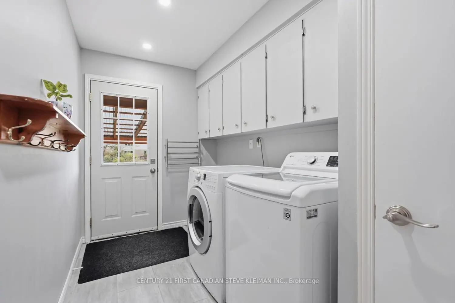 Additional image 7 of 76 Spencer Crescent