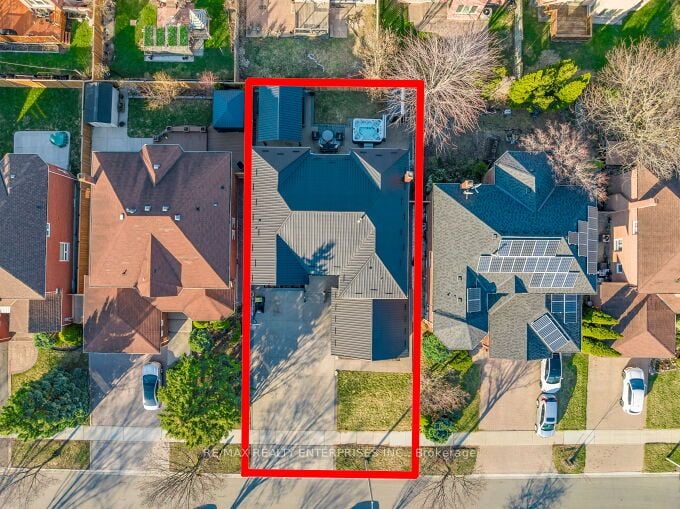 Additional image 3 of 5683 Oldcastle Crescent, Mississauga, ON, L5M 4X6
