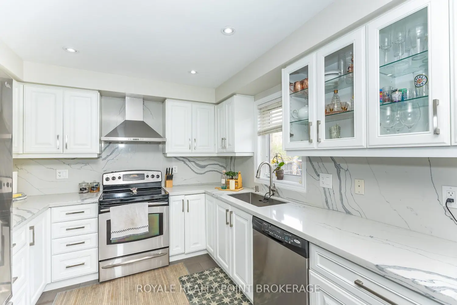 Additional image 10 of 145 Chayna Crescent