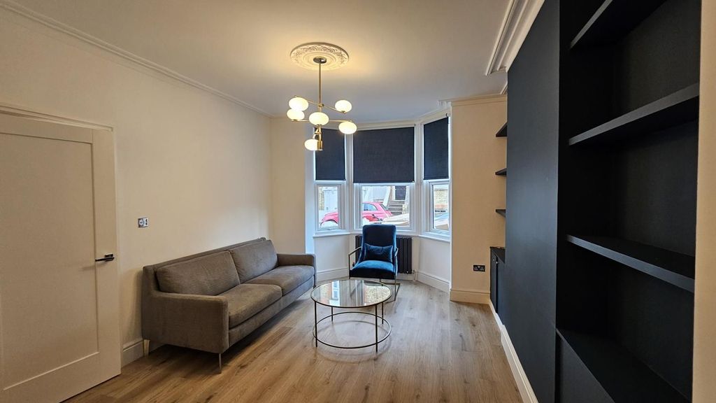 Additional image 2 of 4 bed terraced house to rentRegent Street, Oxford OX4