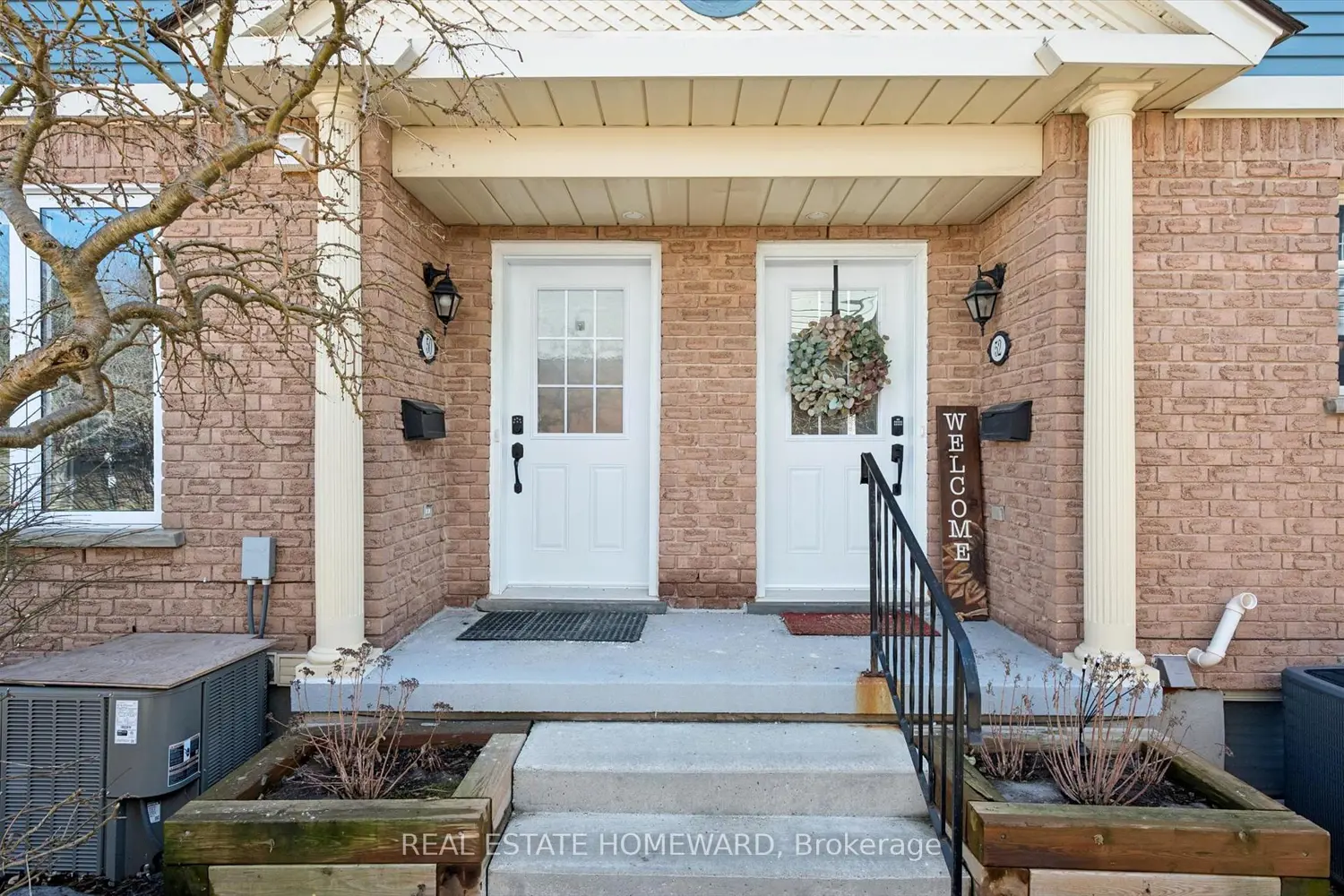 941 Gordon Street 50 photo 3