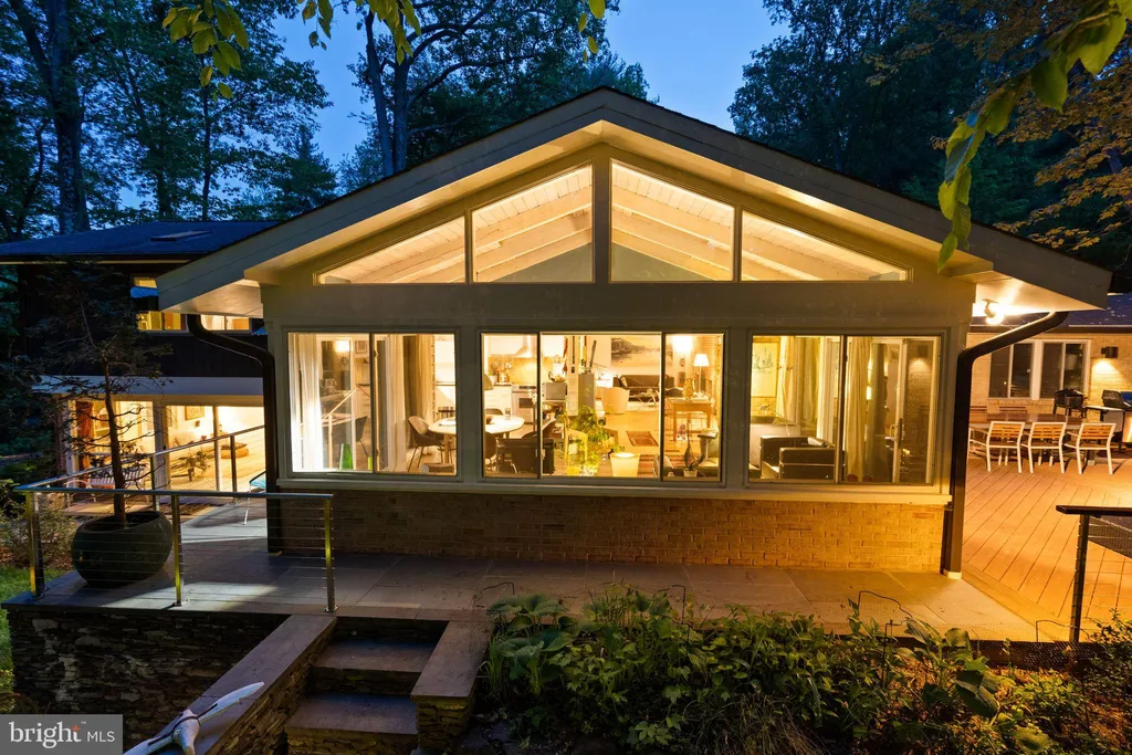 Additional image 18 of 8034 Park Overlook Drive, Bethesda, MD 20817