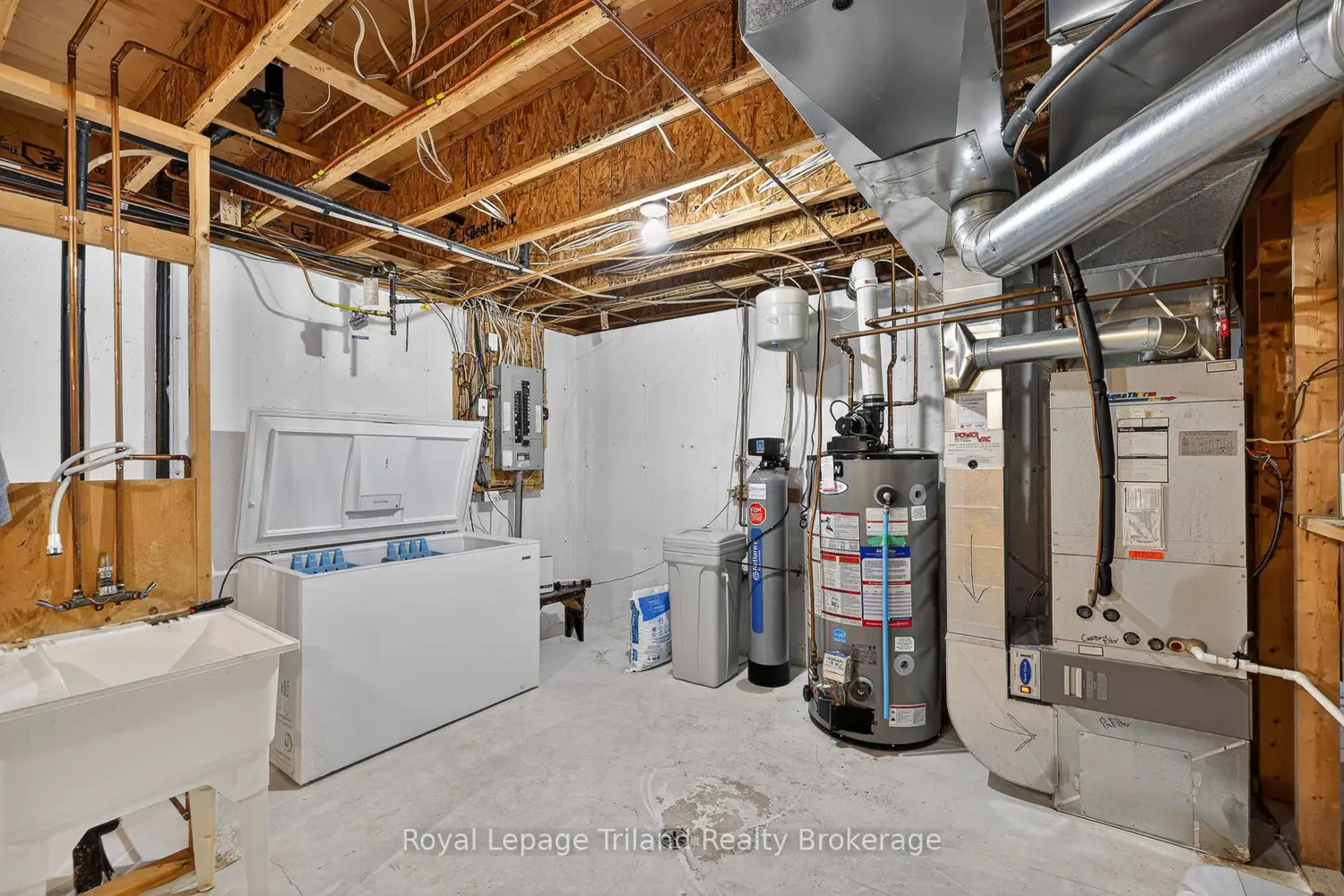 Additional image 10 of 928 Lorene Street 12