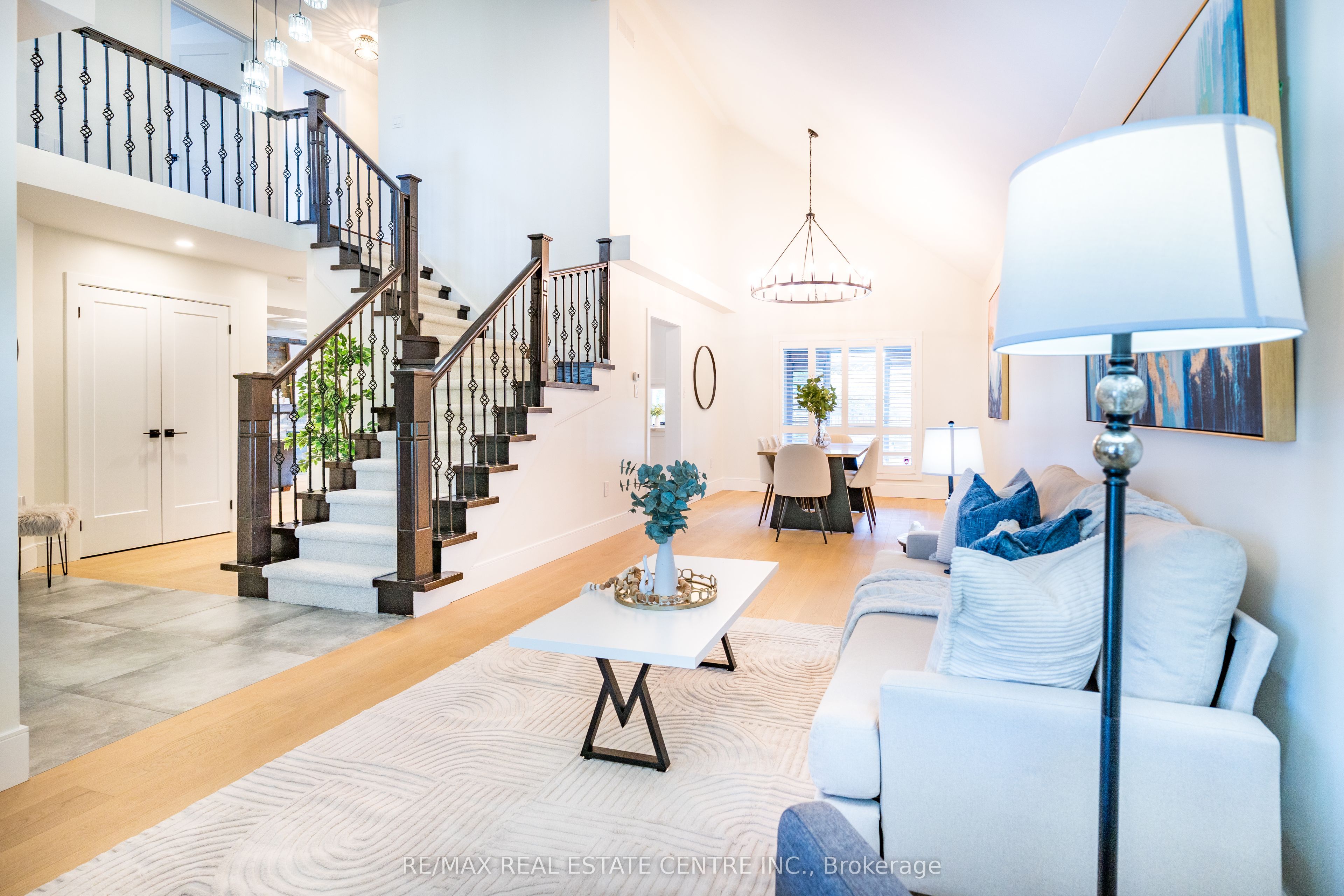 Additional image 3 of 2 Orvieto Court, Hamilton, ON, L8E 5W1