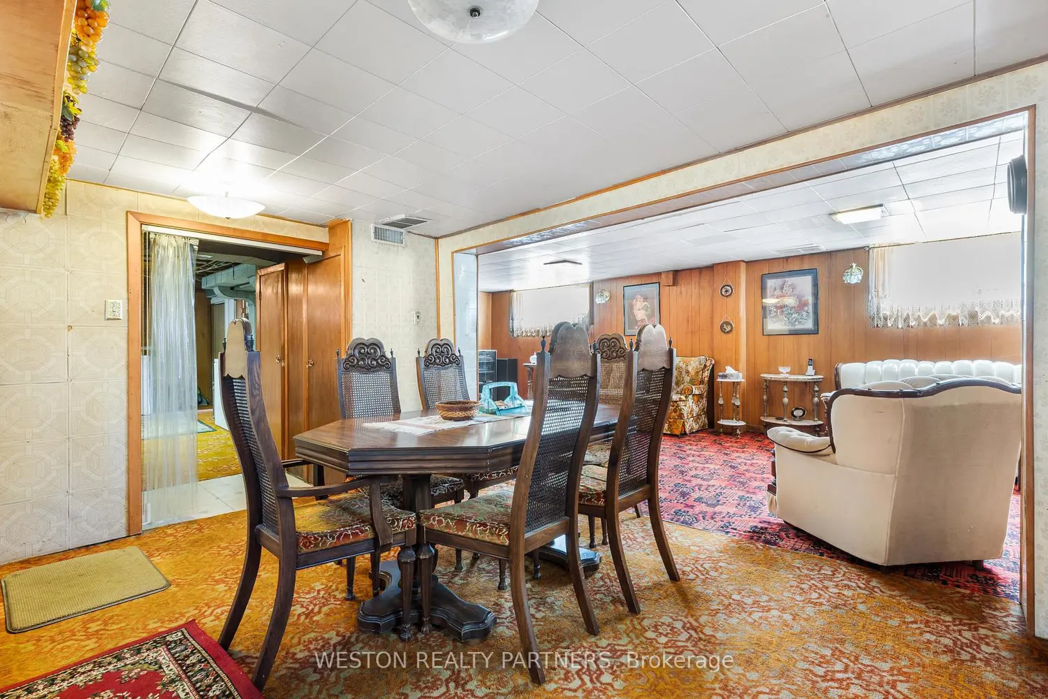 Additional image 17 of 102 Cleta Drive