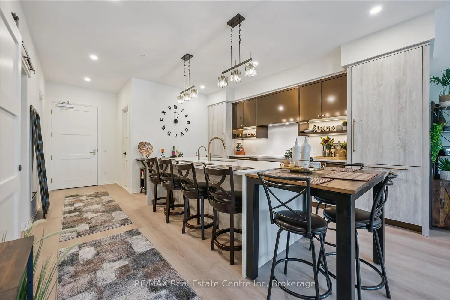 Additional image 4 of 6523 Wellington Road 7 29