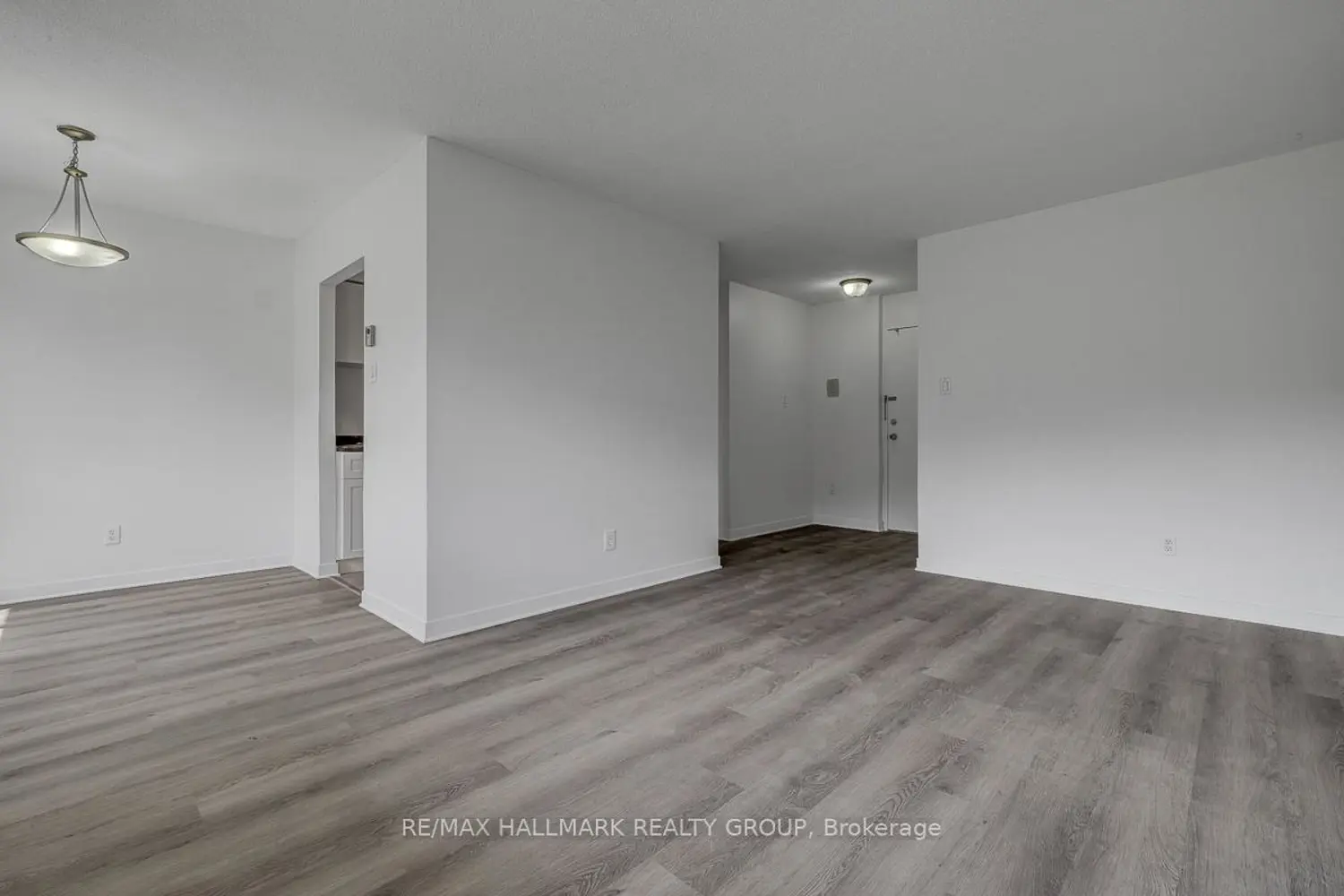 2041 Arrowsmith Drive 105A photo 4