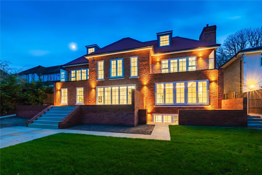 Additional image 11 of 5 bed detached house to rentWayneflete Tower Avenue, Esher KT10