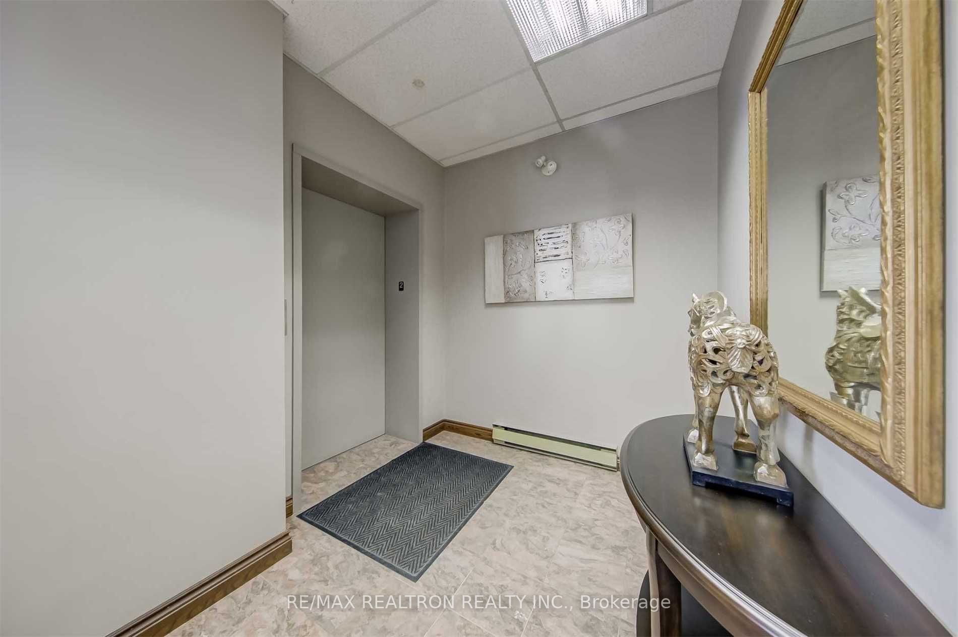 Additional image 6 of 202-9955 Yonge Street, Richmond Hill, ON, L4C 9M6