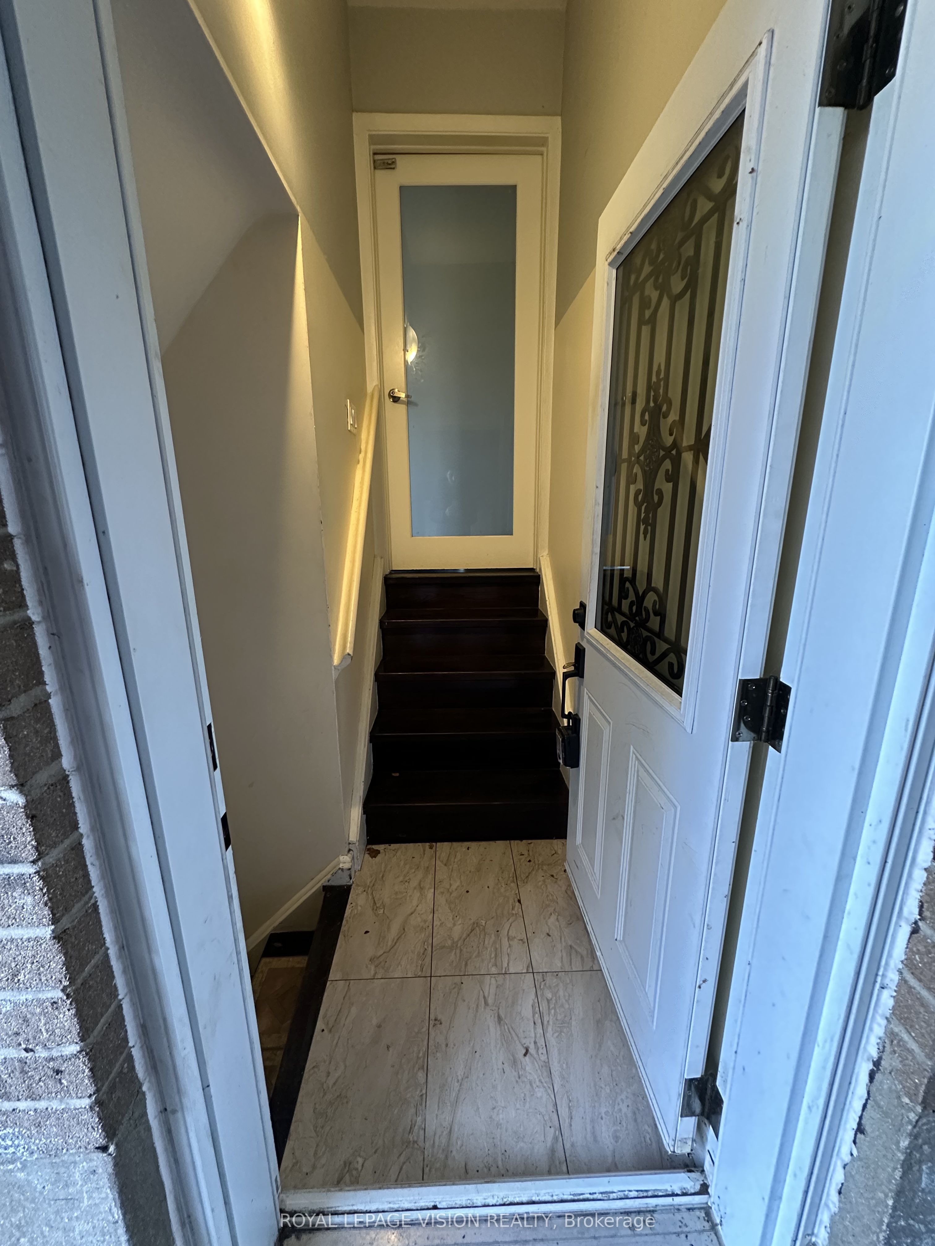 Additional image 2 of 43 Par Avenue, Toronto, ON, M1G 2G5