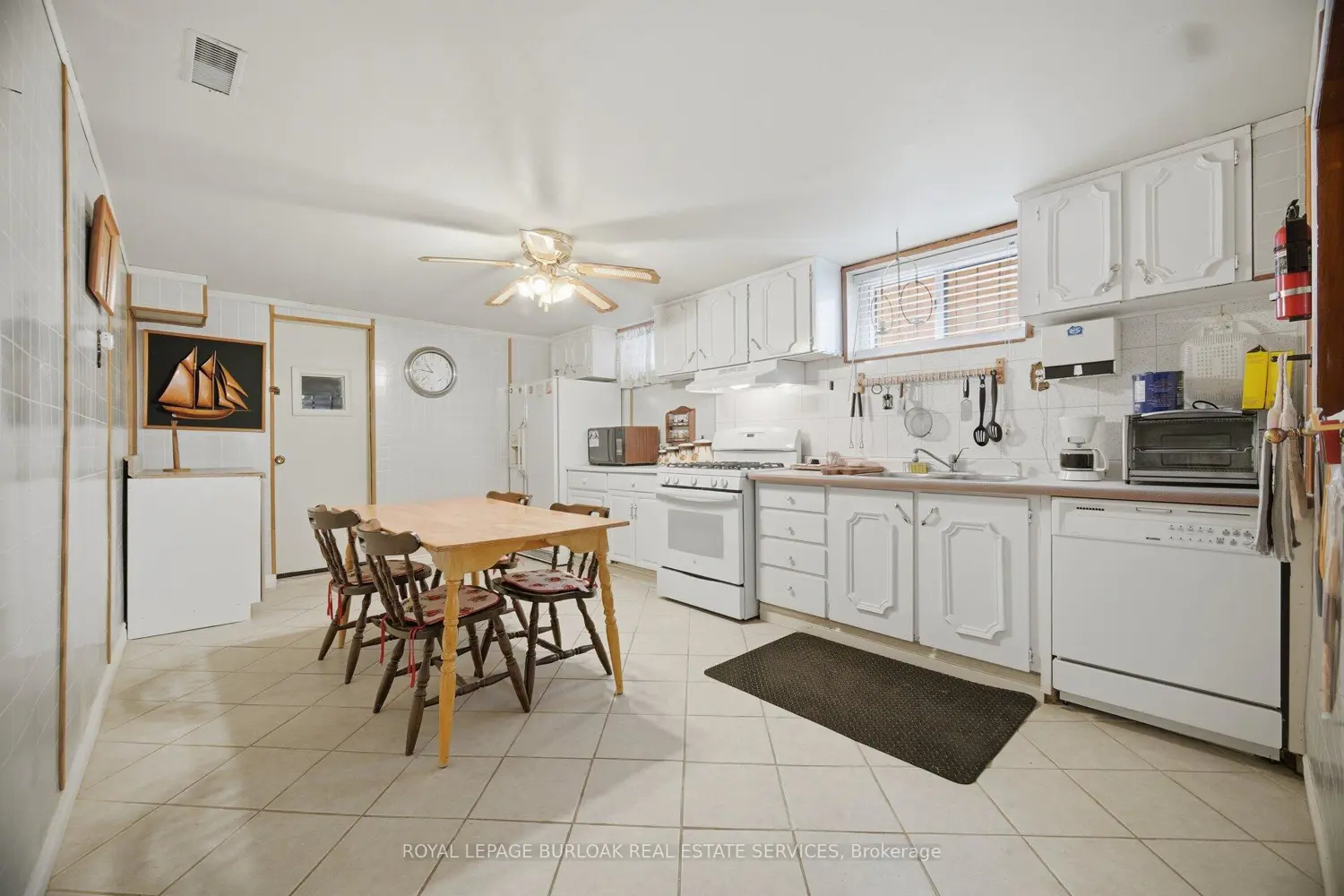 Additional image 12 of 31 Summercrest Drive