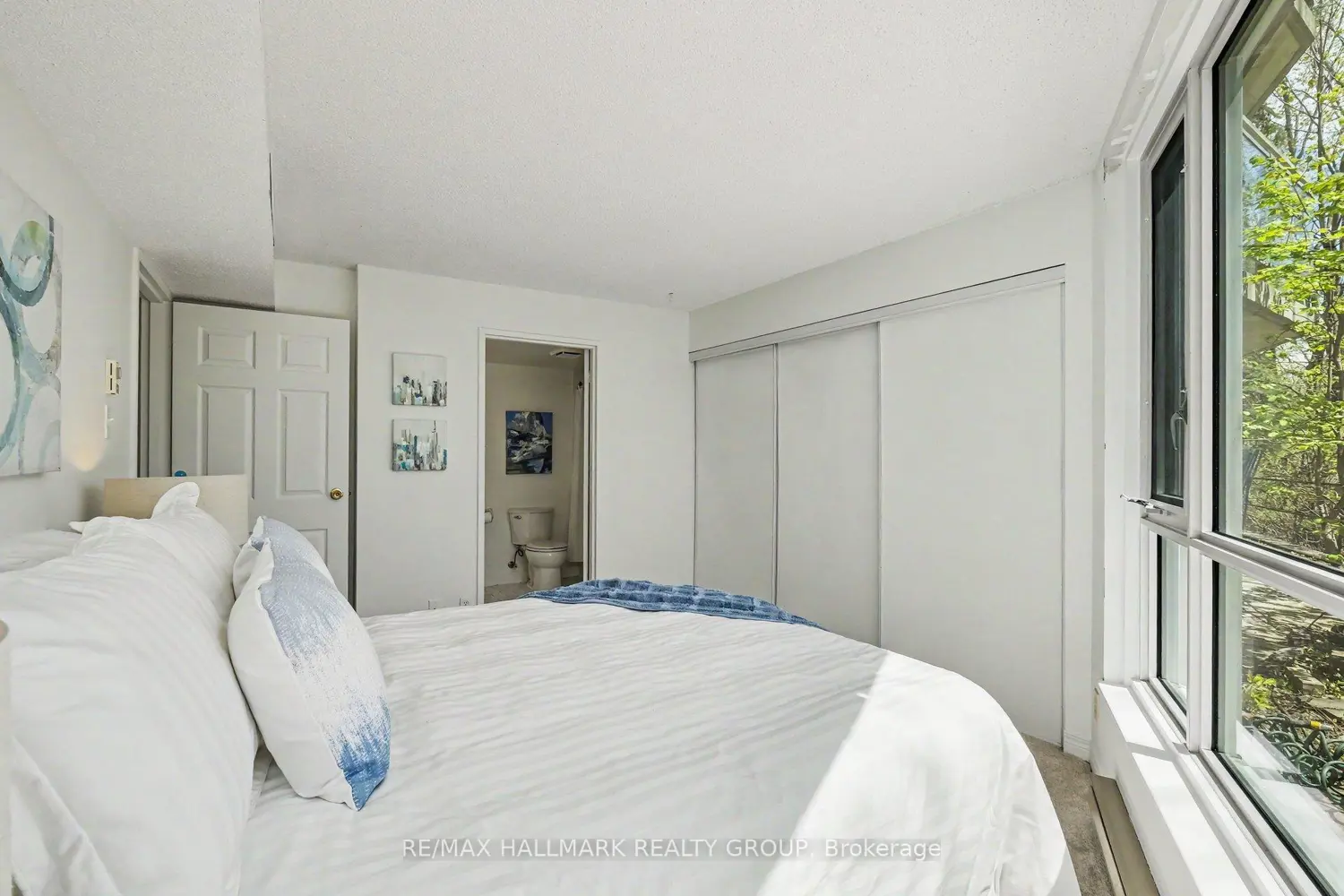 Additional image 9 of 30 Charlevoix Street 103