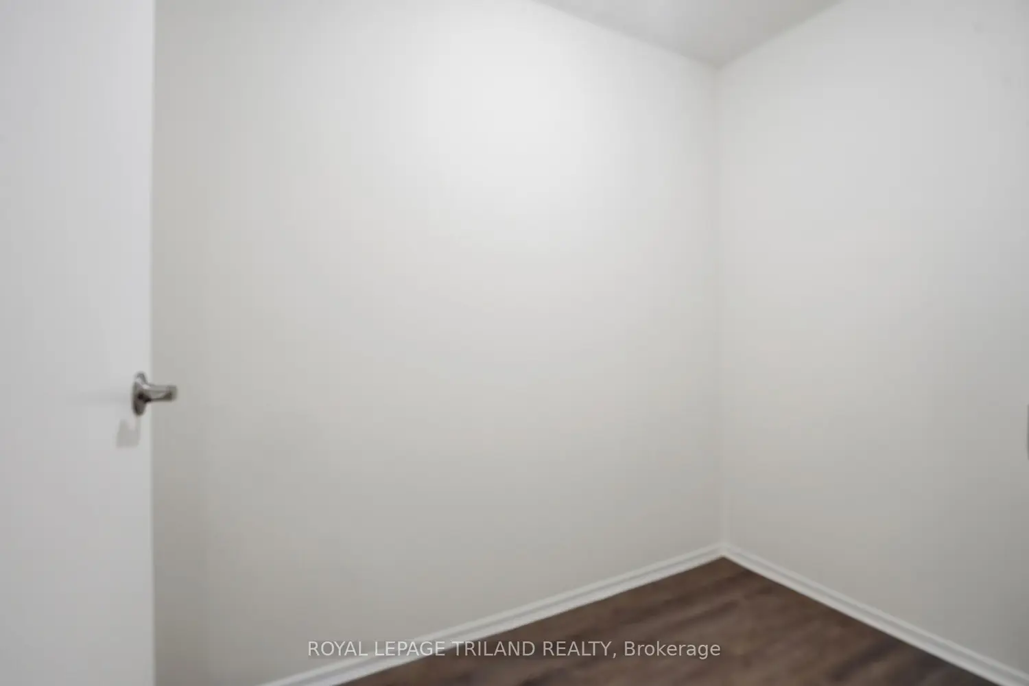 Additional image 15 of 1096 Jalna Boulevard 135