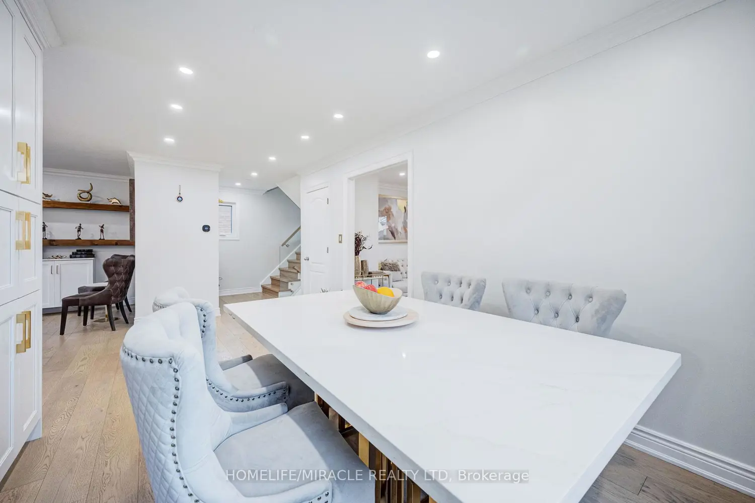 204 Sheraton Court