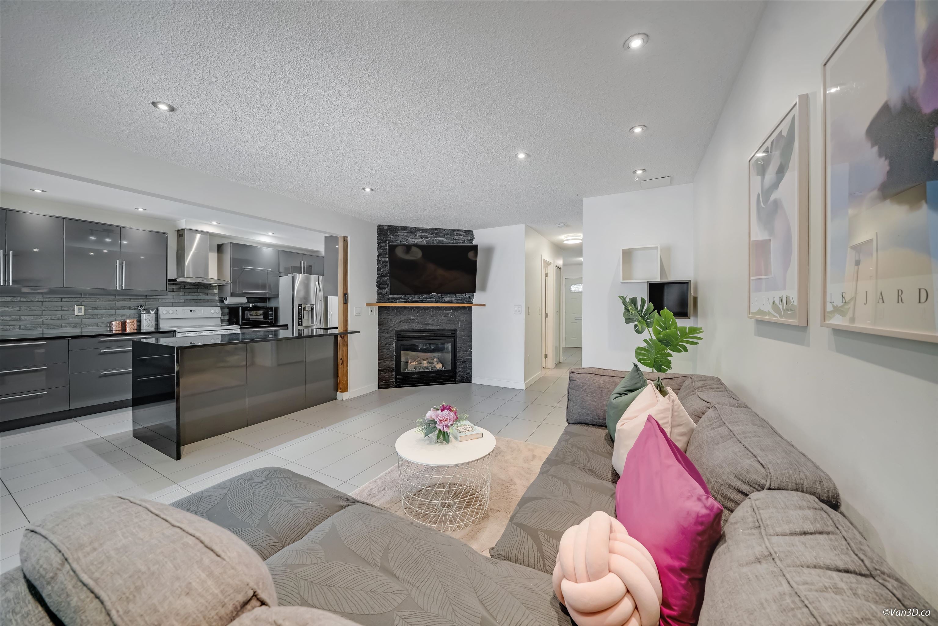Additional image 4 of 2535 Gordon Avenue, Port Coquitlam, BC, V3C 3Z3