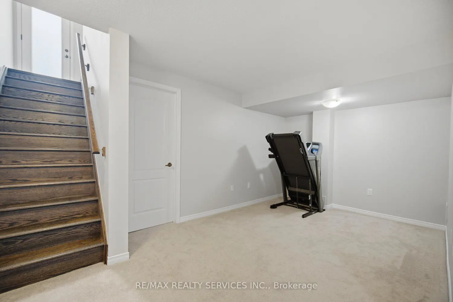 Additional image 12 of 25 Baffin Crescent