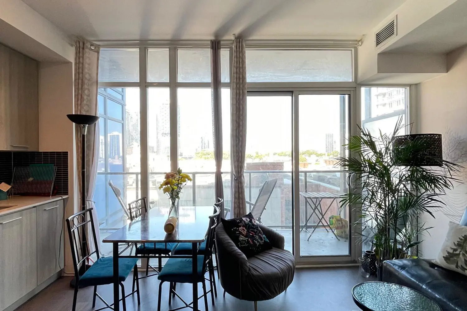 105 George Street 514 photo 4