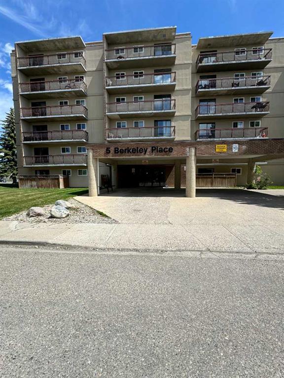 617-5 Berkeley Place W, Lethbridge, AB, T1K 5M9