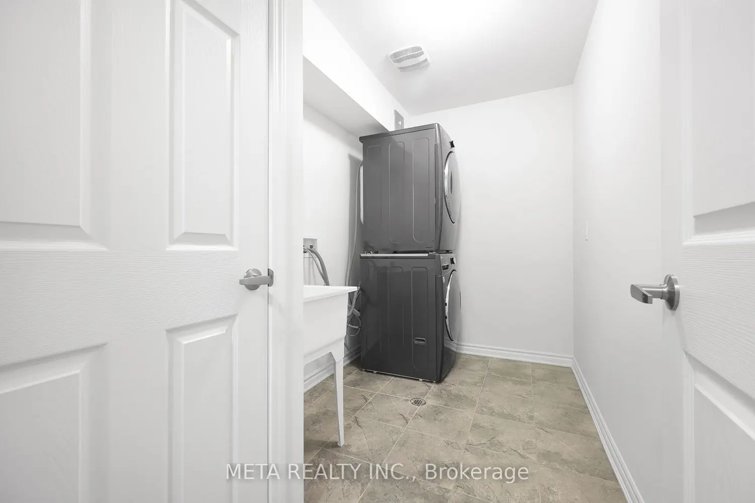 Additional image 9 of 1148 Dragonfly Avenue 503