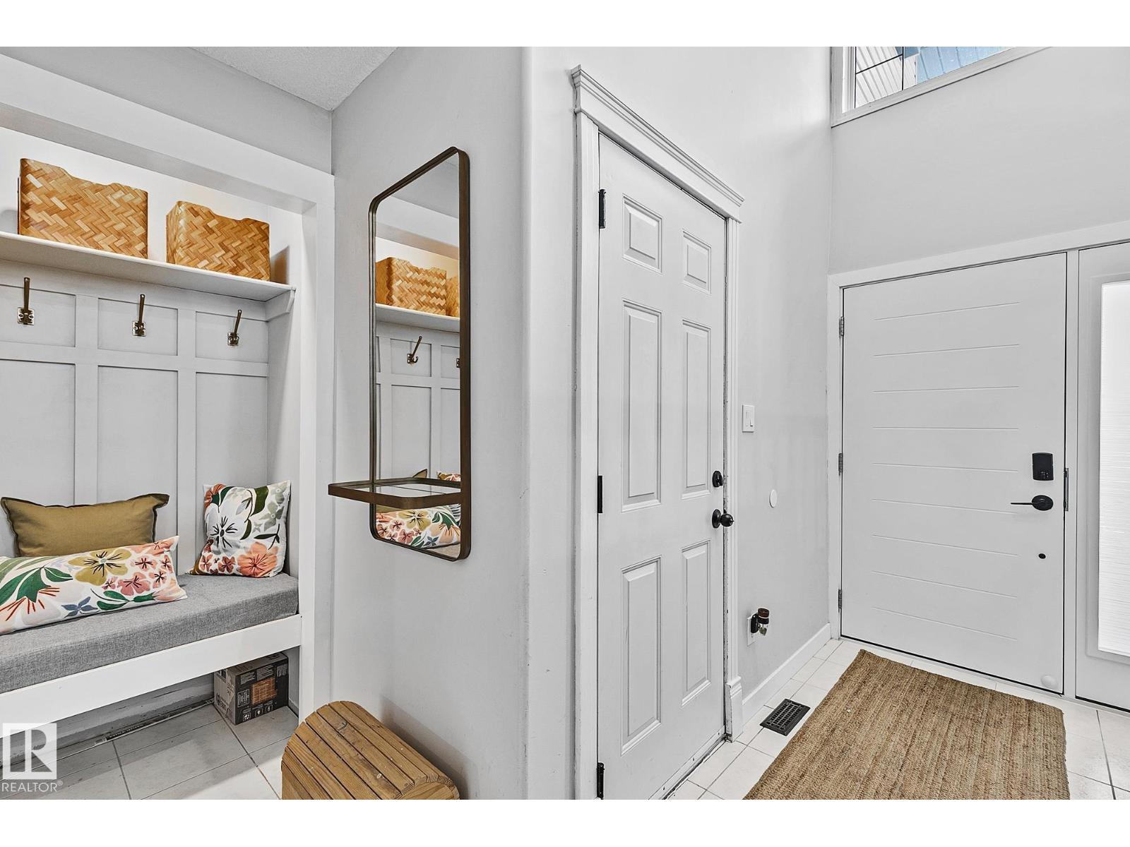 Additional image 3 of 3205 41a Avenue NW, Edmonton, AB, T6T1J4