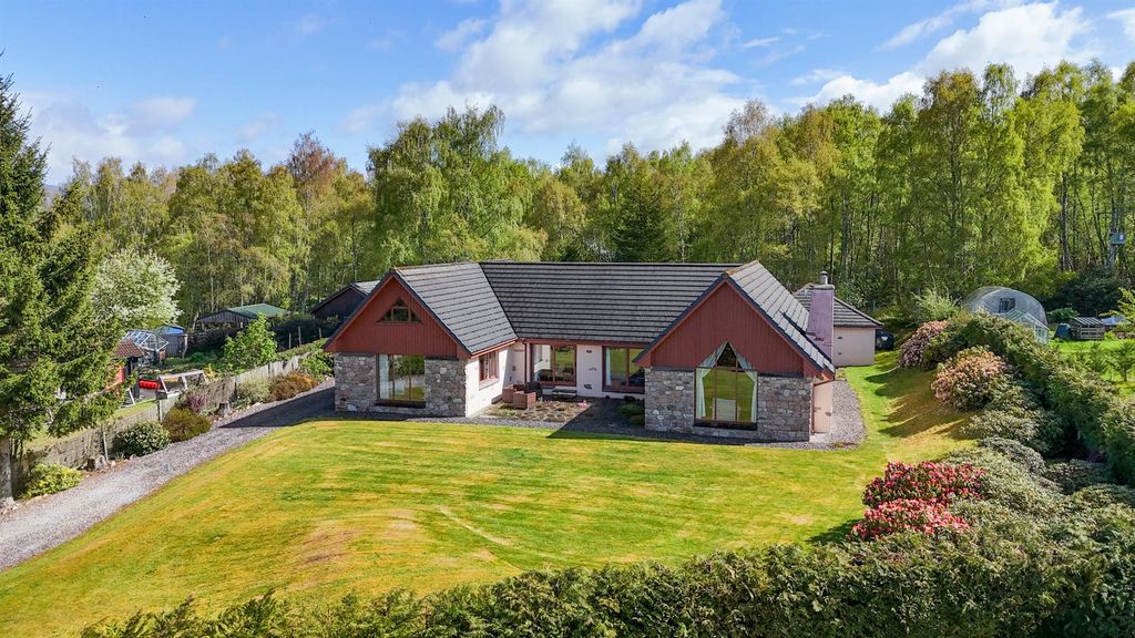 4 bed detached house for saleKaringal, Insh, Kingussie PH21