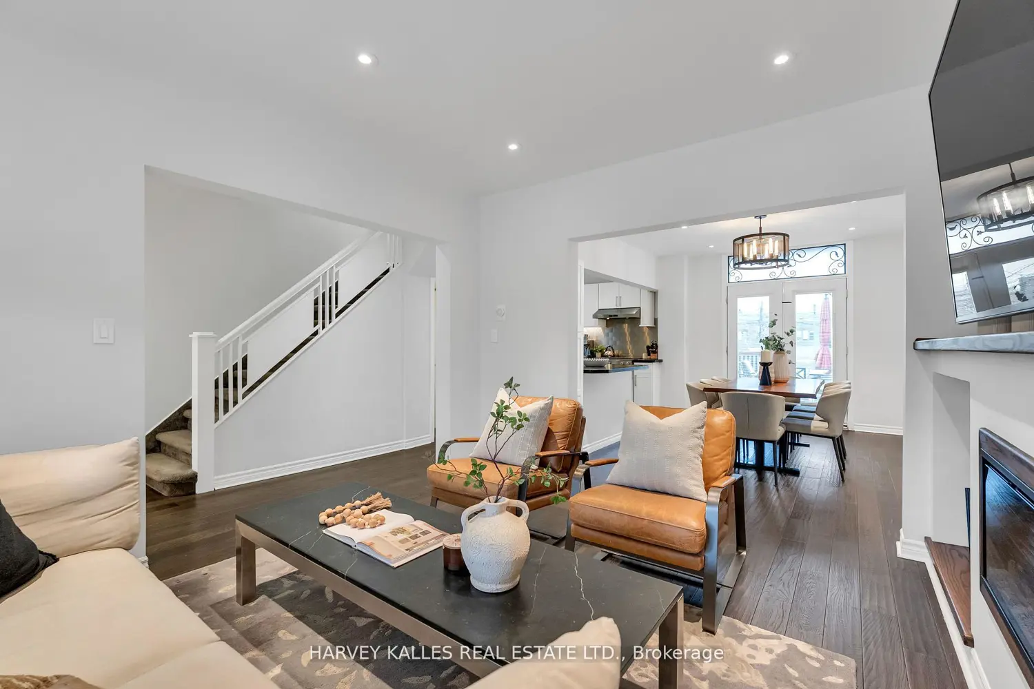 326 Glenholme Avenue photo 5