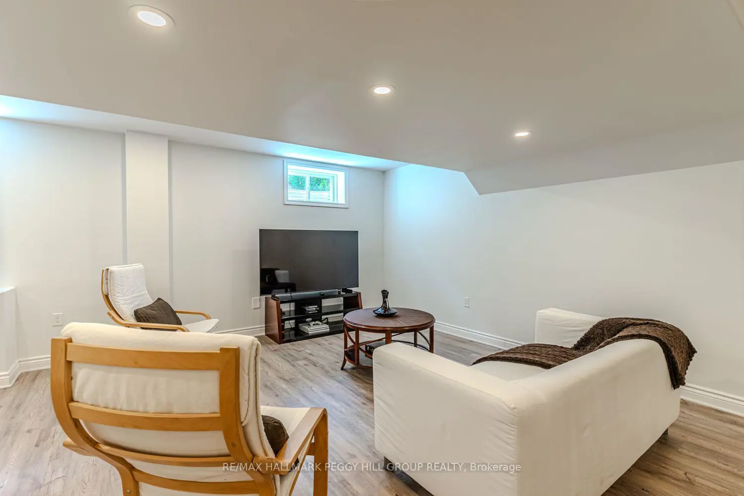 Additional image 13 of 1746 Angus Street