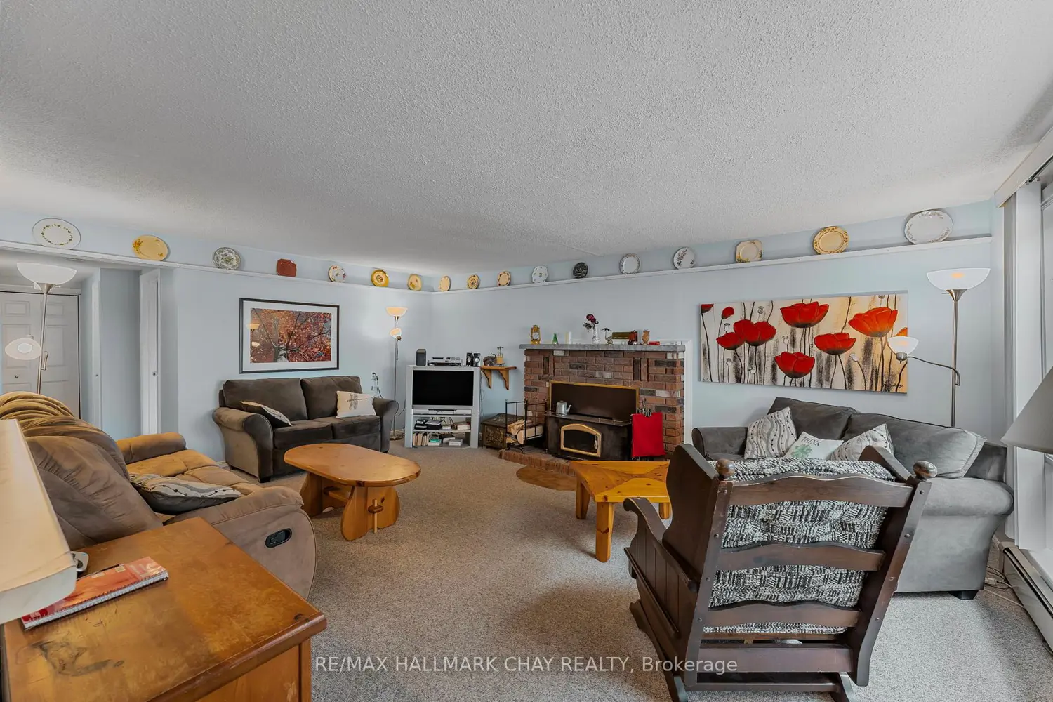 Additional image 15 of 2617 Leonard Street