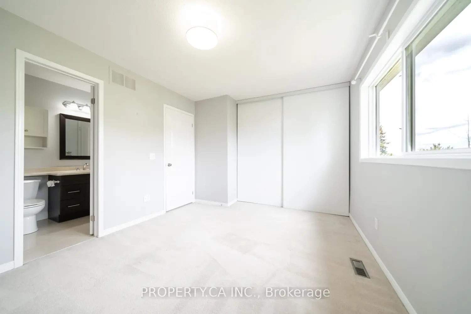 Additional image 13 of 5030 Heatherleigh Avenue 111
