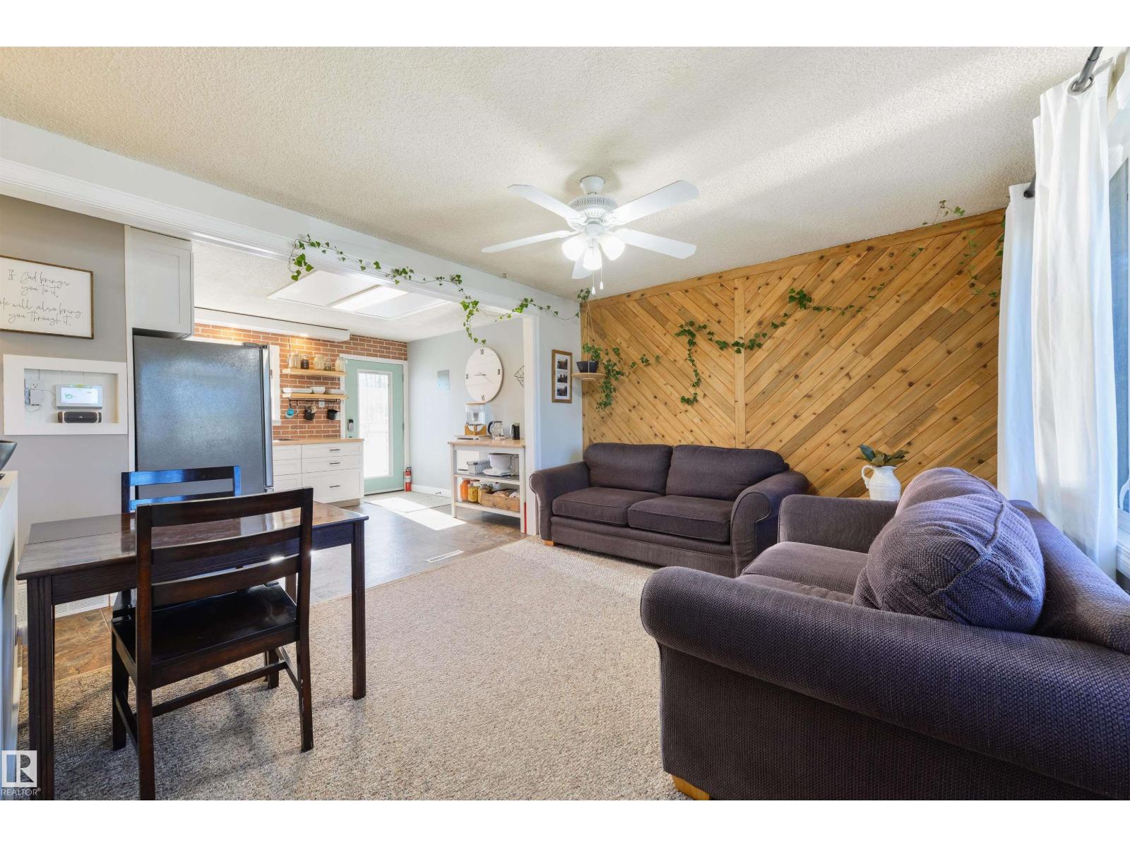Additional image 3 of 12925 87 Street NW, Edmonton, AB, T5E3E2