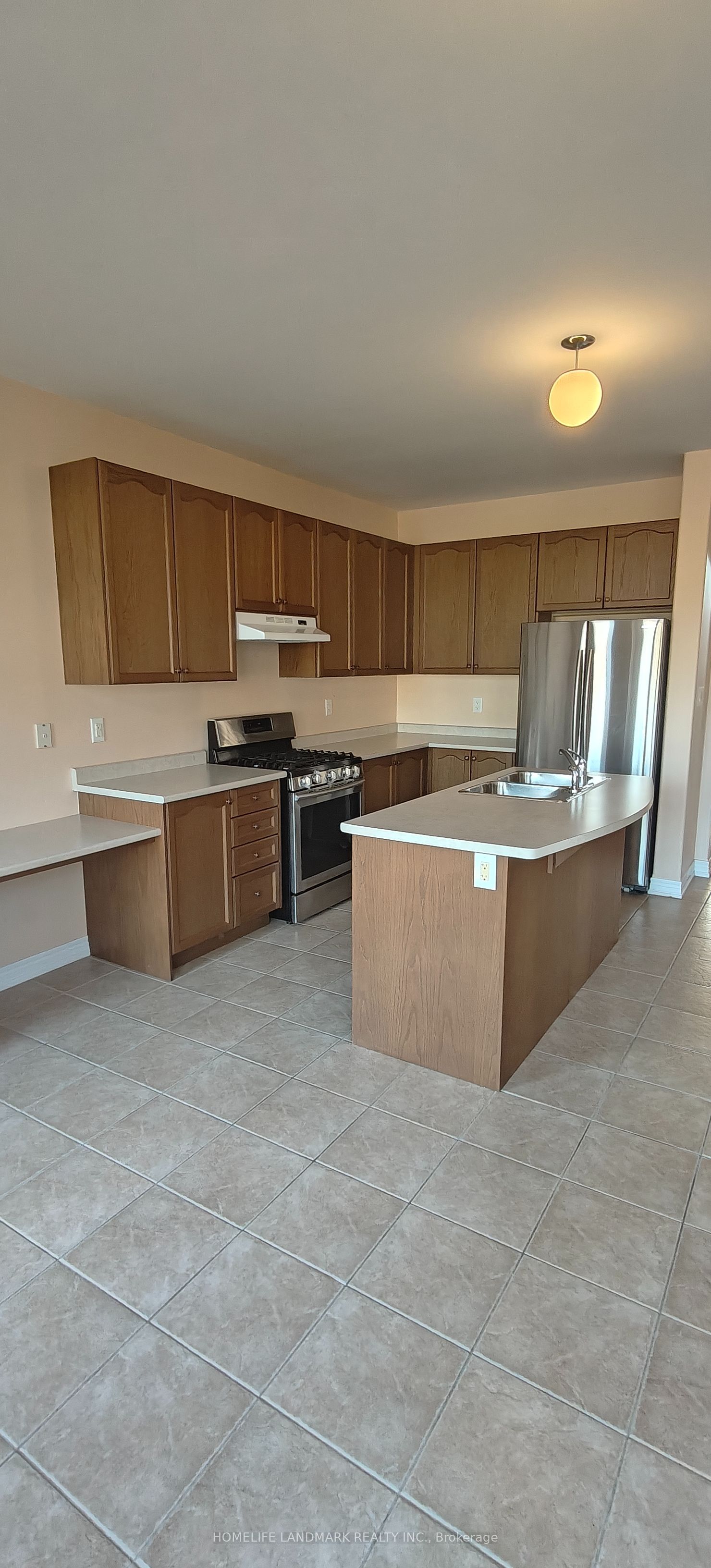 Additional image 4 of 128 Glad Park Avenue, Whitchurch-stouffville, ON, L4A 1X5