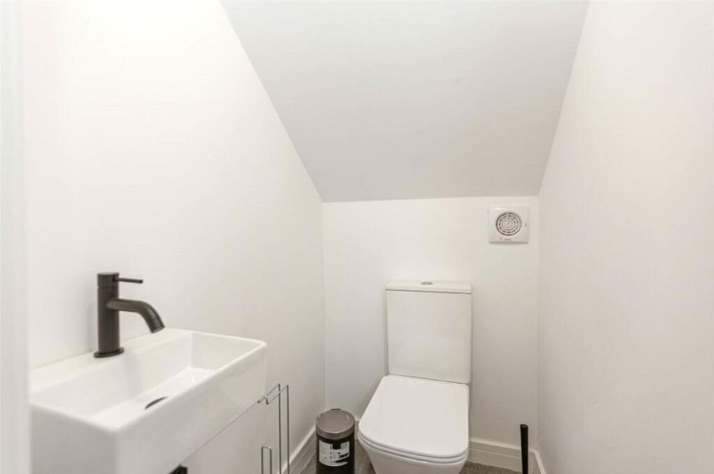 Additional image 18 of 6 bed property to rentStanley Avenue, Filton BS34