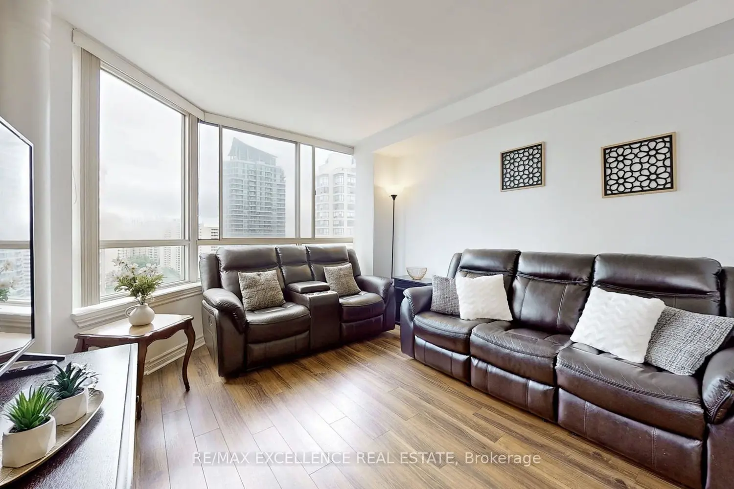 Additional image 2 of 3605 Kariya Drive 1504