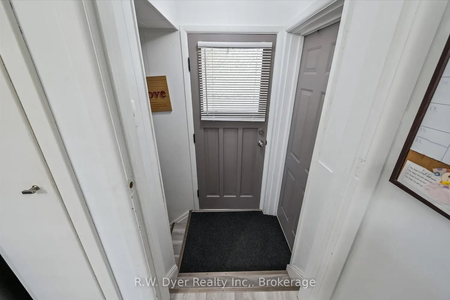 Additional image 10 of 1183 Homuth Avenue