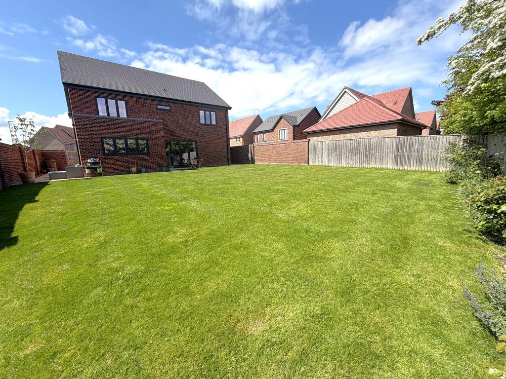 Additional image 41 of 4 bed detached house for saleMayfair Gardens, Hartlepool TS26