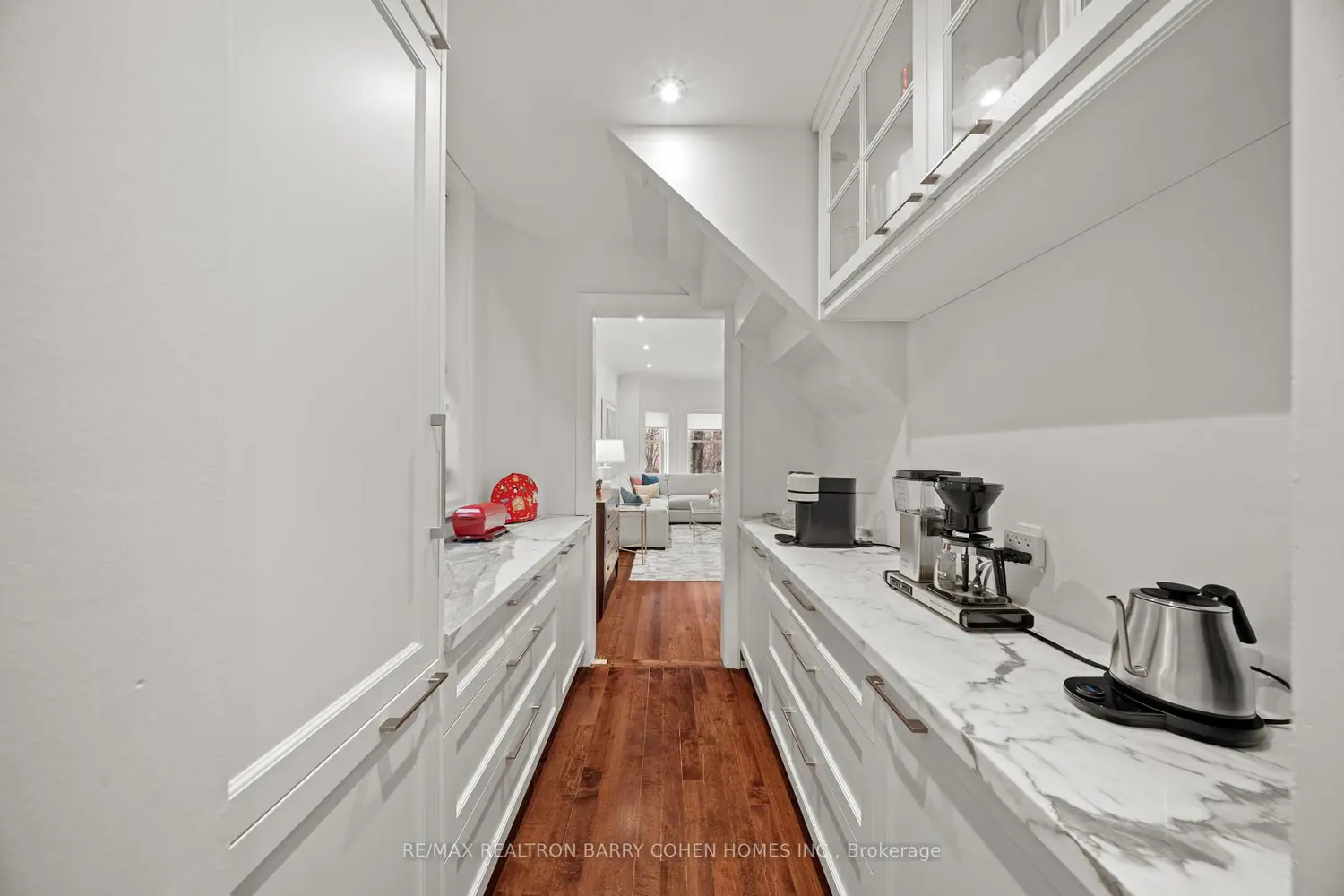 Additional image 8 of 302 Russell Hill Road