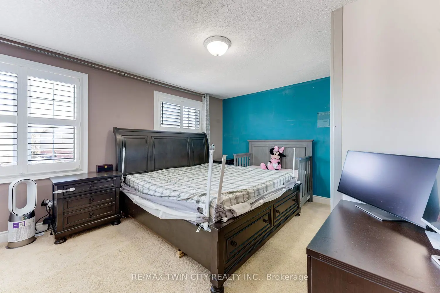 Additional image 6 of 437 Beaumont Crescent
