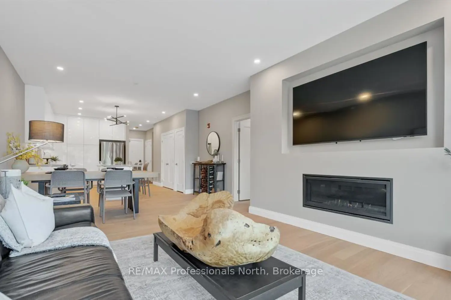 Additional image 16 of 32 Brunel Road 102