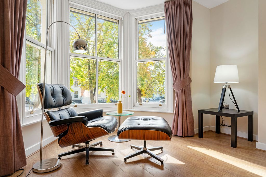 Additional image 3 of 2 bed flat to rentRegent Grove, Leamington Spa, Warwickshire CV32