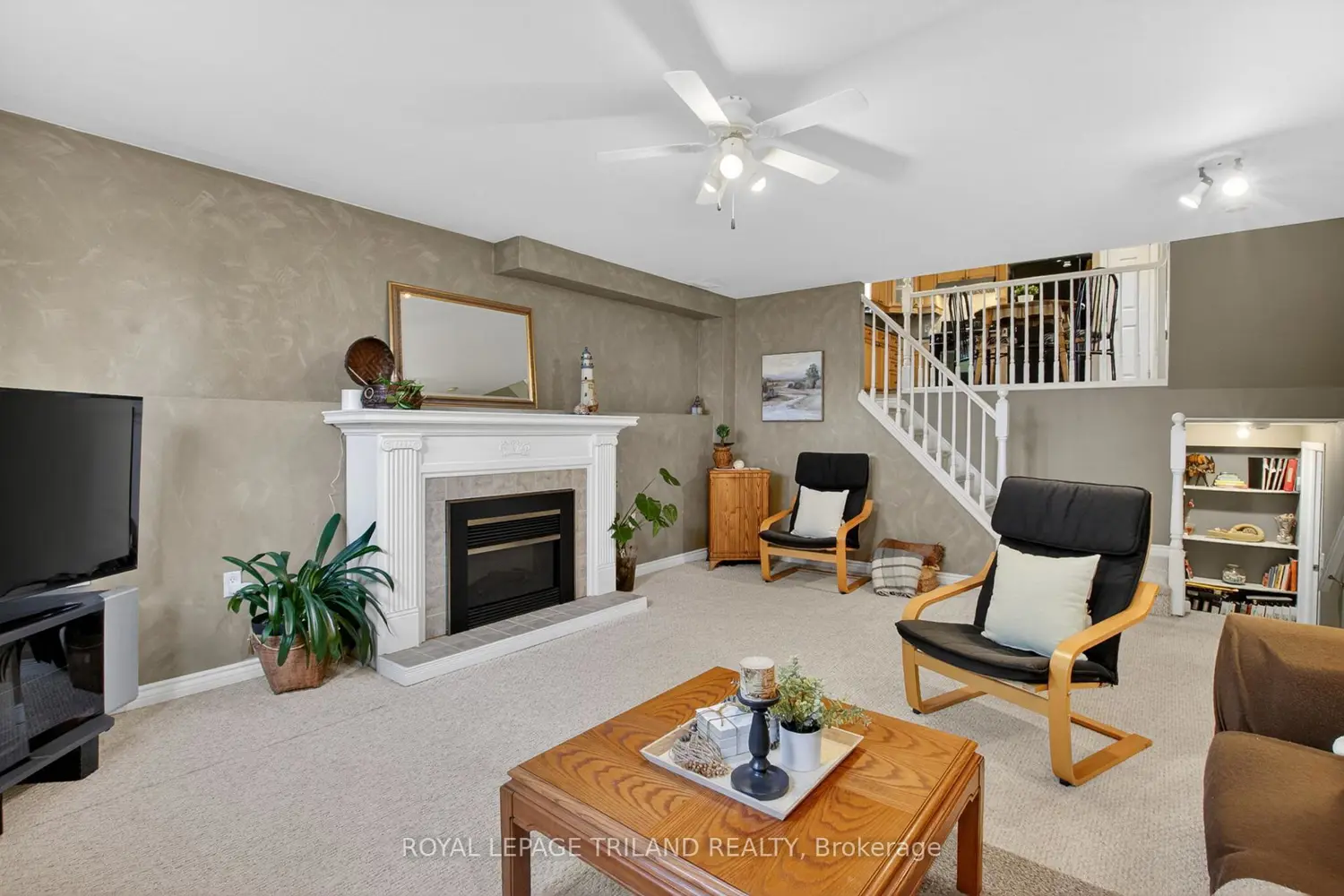 Additional image 4 of 1719 Devos Drive