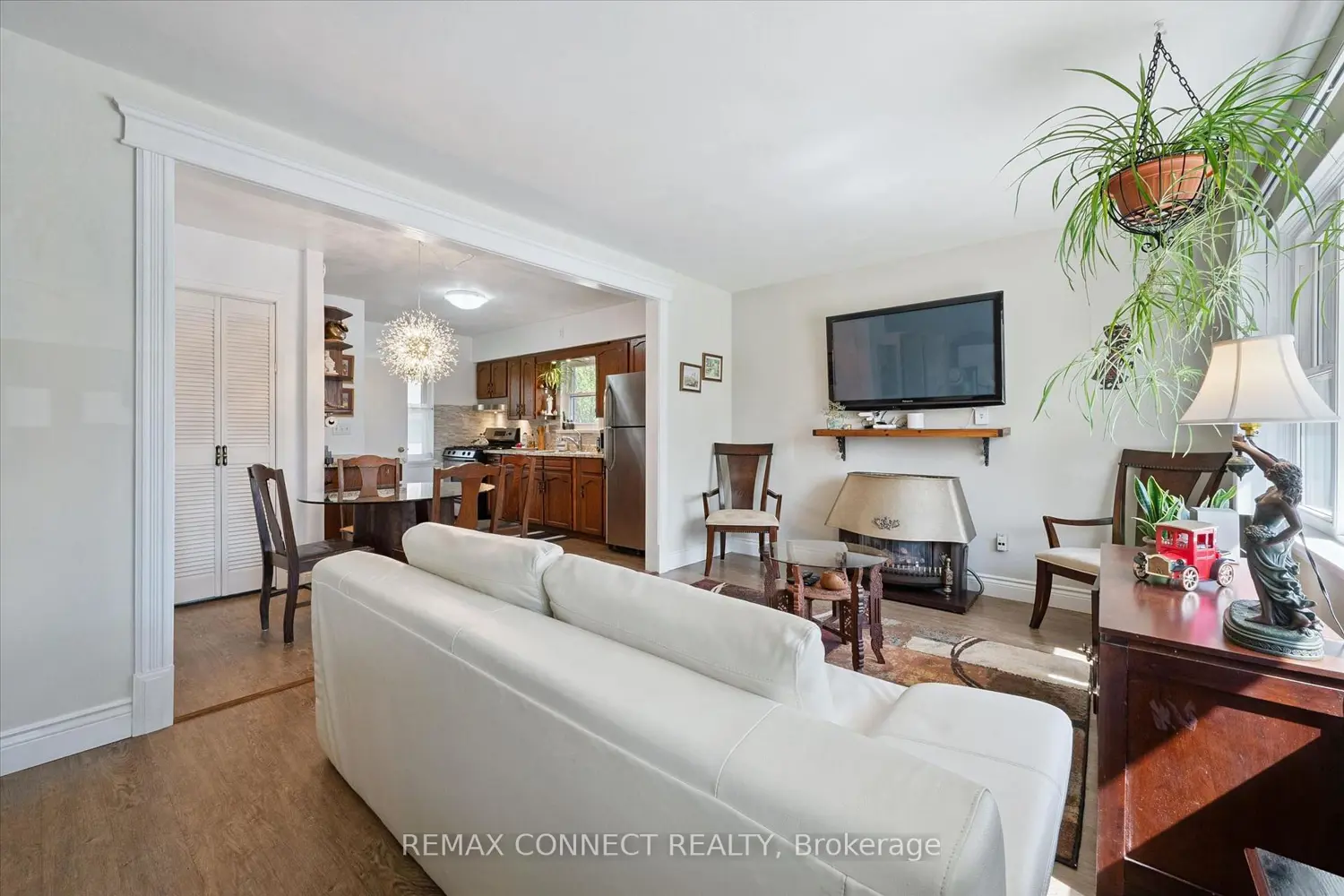 59 Knightswood Boulevard photo 4